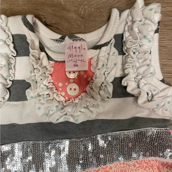 Giggle Moon matching set—grey and blue with sequin waistband. Size 9M. - Picture 3 of 5